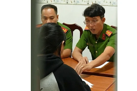 Cảnh giác với lừa đảo, tống tiền bằng thủ đoạn mới “bắt cóc online”