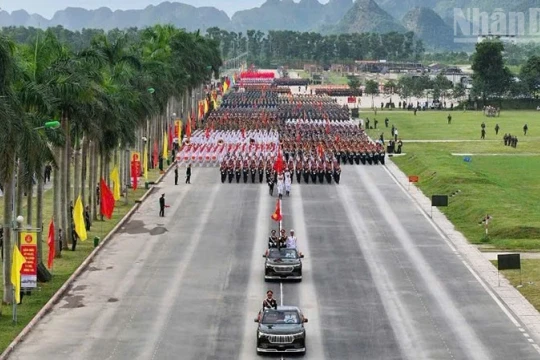 Những bước chân tự hào trong đội hình A80