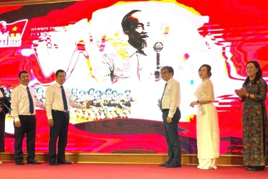 Hà Nội ra mắt nền tảng số đặc biệt “A80 - Tự hào Việt Nam”