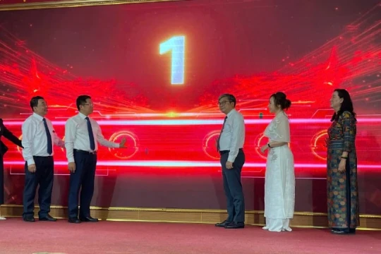 Nỗ lực để người dân tiếp cận thông tin, dịch vụ dịp kỷ niệm Quốc khánh 2/9