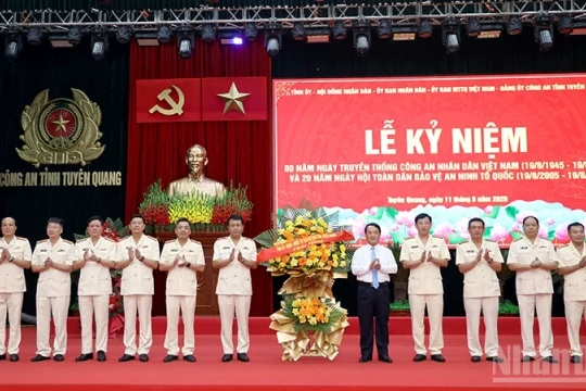 Phát huy truyền thống 80 năm, Công an Tuyên Quang vững bước trong thời kỳ mới