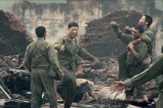 “Mưa đỏ” chính thức ra mắt trailer, hướng tới ngày đại lễ