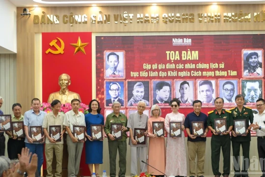 Dấu ấn Cách mạng Tháng Tám qua ký ức từ gia đình các nhân chứng lịch sử