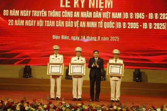Điện Biên kỷ niệm 80 năm Ngày truyền thống Công an nhân dân