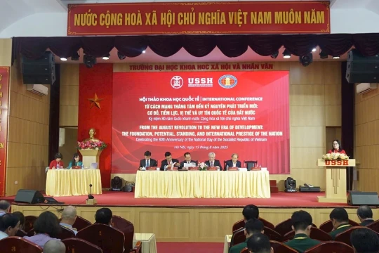 Từ Cách mạng Tháng Tám đến kỷ nguyên mới: Cơ đồ, tiềm lực, vị thế và uy tín của đất nước ngày càng phát triển