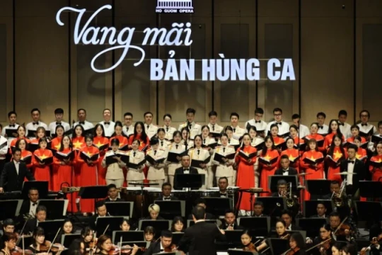 Chương trình nghệ thuật đặc biệt “Vang mãi bản hùng ca”