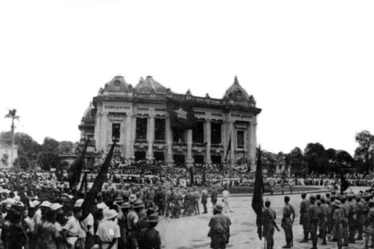 Ngày 17/8/2045: Ủy ban Dân tộc giải phóng Việt Nam ra mắt quốc dân tại đình Tân Trào