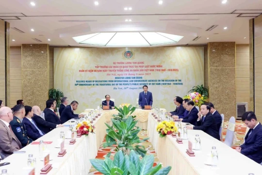 Đẩy mạnh hợp tác với cơ quan thực thi pháp luật các nước