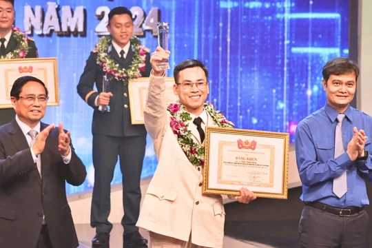 Điều tra viên trẻ tiên phong ứng dụng công nghệ lần theo “dòng tiền”, “dòng chảy” của ma túy