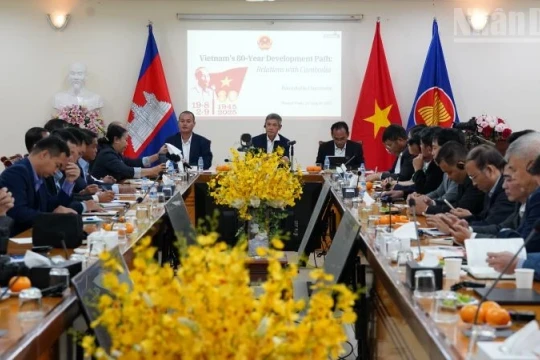 Tọa đàm “Hành trình 80 năm phát triển của Việt Nam và quan hệ Việt Nam-Campuchia”