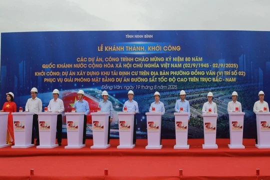 Phó Thủ tướng Chính phủ Trần Hồng Hà dự lễ khởi công Dự án Đầu tư xây dựng Khu tái định cư