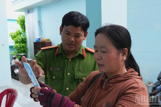 Bứt phá chuyển đổi số, nâng tầm phục vụ nhân dân