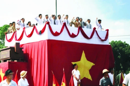 "Phù thủy" phục chế ký ức