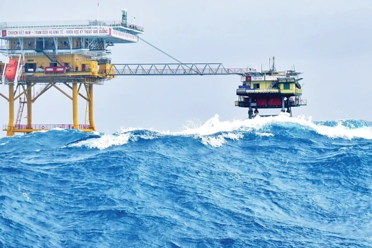 Đi một chiều dài đất nước