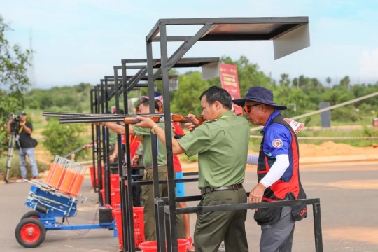 Sôi nổi tranh tài các giải thể thao giữa ngành công an với nhân dân