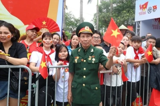 80 năm độc lập: Hạnh phúc của người dân - Thước đo thành công của Chính phủ