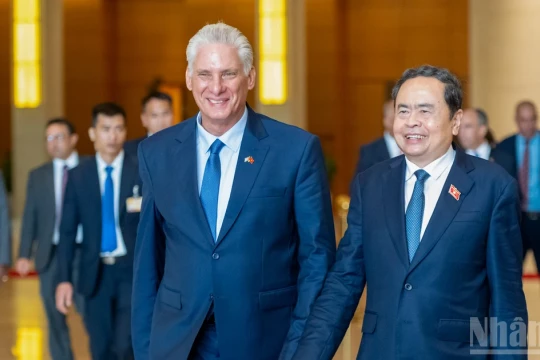 [Ảnh] Chủ tịch Quốc hội Trần Thanh Mẫn hội kiến Bí thư Thứ nhất, Chủ tịch nước Cuba Miguel Diaz-Canel Bermudez