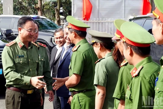 Công an xã phải giữ vững phong cách gần dân, sâu sát cơ sở để giải quyết các vấn đề mới nổi